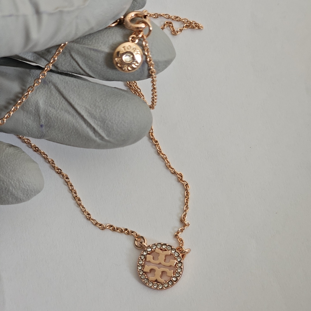 NWOT Toryburch ROSEGOLD/SILVER Necklace